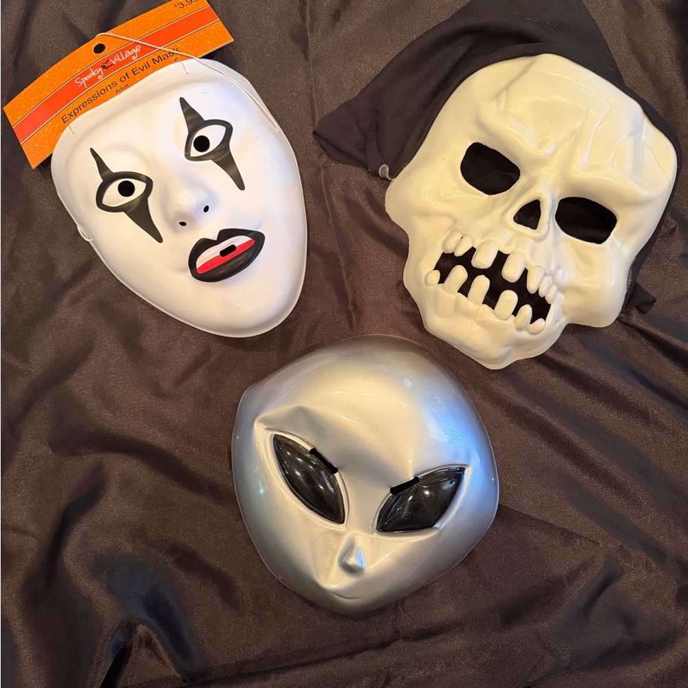 Spirit Three-Piece Halloween Mask Set - White, Cream & Silver